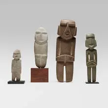 Mezcala, Collection of four figures, stone