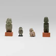 Mezcala, Collection of four figures, stone
