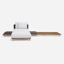 Marcio Kogan, Quadrado modular outdoor patio set
