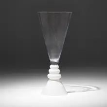 VGnewtrend, Serena vase, hand-blown glass