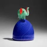 Claire Kelly, Blue Shift, 2016, hand-blown glass, cord