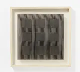 Ludwig Wilding, Auktion 422, Los 938, 1973, Serigrafie auf Karton(?) und Plexiglas, in Kastenrahmen
