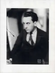 Autoportrait by Man Ray, Gelatinesilberabzug, sold May 2019