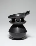 Max Ernst, Petite tortue sur socle rond II (Small Turtle on Round Base II) (S. & M. 4589 II), 1967, Marble sculpture in two parts
