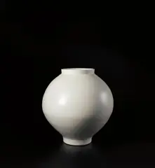 'Moon Jar' by Dae-sup Kwon, 2016, Porcelain, clear glaze, offered Jun 2021