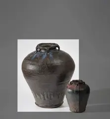 Gutte Eriksen, Monumental jar with lugs, circa 1980, Earthenware, layered flowing black and blue glazes