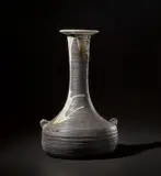 Janet Leach, Large bottle vase with lugs