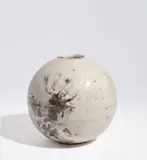 Shirō  Tsujimura, 'Kohiki' style vase, circa 2005, Stoneware, layered slips and glazes