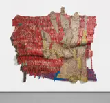 El Anatsui, Affirmation, 2014, aluminium bottle caps and copper wire