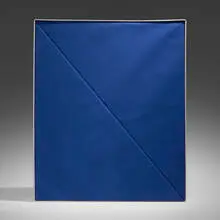 Franz Erhard Walther, Form N, 1994, cotton, foam and wood construction