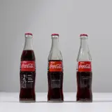 Cildo Meireles, INSERÇÕES EM IDEOLÕGICOS: Projeto Coca-Cola (Insertions into Ideological Circuits: Coca-Cola Project)