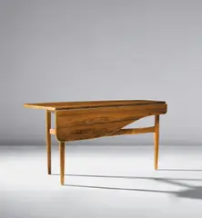 Drop-leaf coffee table by Finn Juhl, circa 1947, Brazilian rosewood-veneered wood, beech, sold Jun 2020