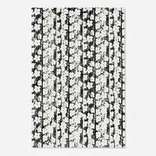 Gregor Hildebrandt, Wir Leben nicht wie die Blumen in nur einemeinzigen Jahr (Blumeninsel nach Rilke Elegie), 2014, cassette tape film and acrylic on canvas