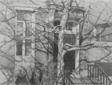 Kang-Lok Chung, Building Facade in Shadow, Pencil