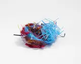 Björn Braun, Ohne Titel (Nest), 2010, Textilschnur, Draht, Wolle