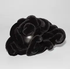 Jorge Eielson, Morte gravida, 2003, knotted velvet and wooden sphere