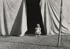 Paz Errázuriz, El Circo [The Circus], 1985, Gelatin silver print