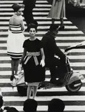 William Klein, Simone + Nina, Piazza di Spagna, Rome (Vogue)