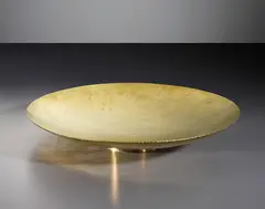 Footed dish by Hans Przyrembel, circa 1929, Brass, sold Mar 2019