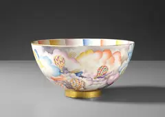 ‘Mongolfiere’ bowl by Gio Ponti, 1929, Glazed and gilt porcelain, sold Oct 2019