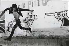 Pablo Ortíz Monasterio, Volando Bajo, Mexico, 1988, Gelatin silver print, printed 2018, flush-mounted
