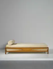 Carlo Paccagnini, Daybed, designed for a private commission, Milan, circa 1953, Oak, brass, fabric