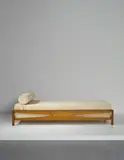 Carlo Paccagnini, Daybed, designed for a private commission, Milan, circa 1953, Oak, brass, fabric
