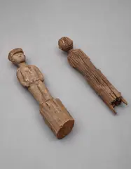 Danh Vō, Untitled (legionnaire), 2008, wood, in 2 parts