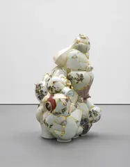 Yee Sook-Yung, Translated Vase, 2012, ceramic shards, epoxy and 24 carat gold