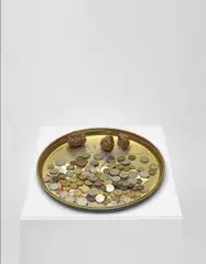 Urs Fischer, Money Bowl, 2000, plate, clay and assorted currencies