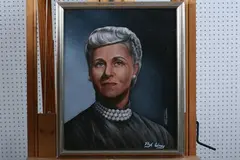 Phyl Wray, Portrait of Woman in Pearls, Oil on canvas