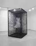 Chiharu Shiota, Dress