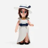 César Piette, The Modern Lady, 2020, painted cast resin