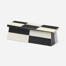 Tom Loeser, Black and White box, 2021, painted wood