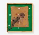 Anatol Herzfeld, Erster Frühlingstag, 1988, Holzschnitzereien, Jute und Malerei (Acryl) auf Holz