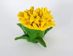 Thomas Stimm, Kleine Löwenzahnblüten 4, 1996, Keramik, farbig gefasst und partiell glasiert