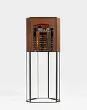 Charles Matton, Babel Library Homage to Borges II, 2006, Transcryl und Mischtechnik in Holzkasten, elektrifiziert