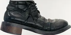 Stiefel by René Wirths, 2008, Öl auf Nessel, sold Sep 2020