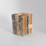 Dirk Hupe, Konvolut von 2 Objekten, 1993, Jeweils: Holz, Stoff, Garn und Tackernadeln