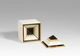 Gregor Schneider, "White Black Box", 2004, Mixed Media (u.a. MDF, Blei, Styrodur, Dämmstoff, Magnetbänder, Farbe)