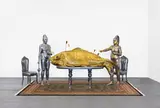 Entang Wiharso, Feast Table Undeclared Perceptions, 2012, Mixed Media (Messing, Aluminium, Blattgold und Teppich)