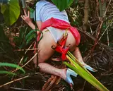 Naomi Fisher, Ohne Titel (Pink Skirt), 2000, Cibachrome Print