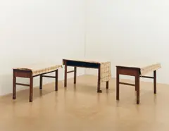 Ricarda Roggan, Drei Tische mit braunen Beinen II, 2003, C-Print