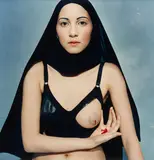 Bettina Rheims, Le lait miraculeux de la vierge