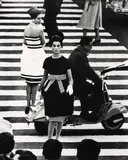 William Klein, Simone + Nina, Piazza di Spagna, Rome (Vogue)
