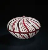 Unique 'Vaso avorio con fili rossi', from the 'Metamorfosi Orientale' series by Yoichi Ohira, 2003, Hand-blown glass canes with powder inserts, partial inciso surface, polished, sold Apr 2016