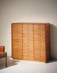 Arne Jacobsen, Unique chest of drawers, designed for Bernard Schepler's villa, Vedbæk, Denmark, 1933, Cuban mahogany, Cuban mahogany-veneered wood, oak, brass