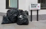 Gavin Turk, Pile