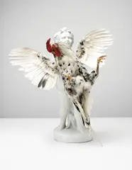 Koen Vanmechelen, Cosmopolitan Fossil, 2014, marble, taxidermied chicken