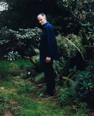 Annette Kelm, Hans in his Garden, 2008, chromogenic print